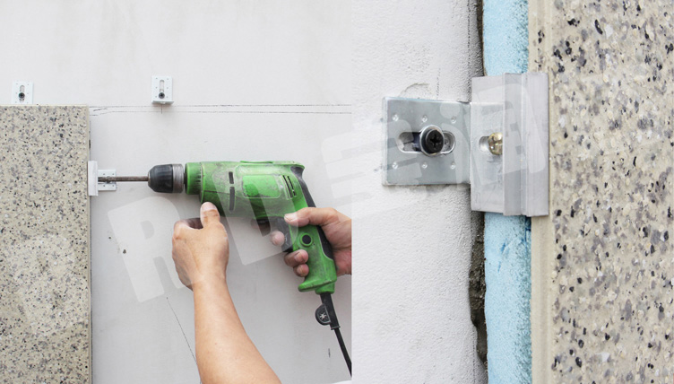 寶潤達一體板施工步驟-粘貼錨固 寶潤達保溫一體板施工步驟-粘貼錨固